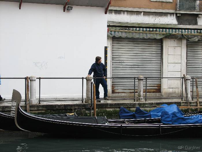 IMG_0595 Lynn & gondola. Venice, Italy
